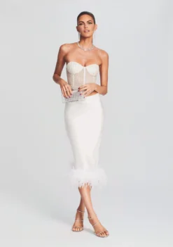 Paula Feather Skirt 9 Paula Feather Skirt -Women Clothing Shop Ecommerce Crop 220824 Retrofete Ecom Set2 SHOT13 1583 scaled