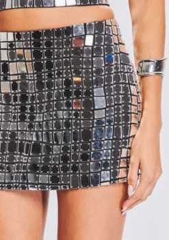 Londyn Skirt 6 Londyn Skirt -Women Clothing Shop Ecommerce Crop 23 09 21 DANIELLATOP LONDYNSKIRT BLACKSILVER 3039 ECOMM scaled
