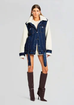 Women Clothing Shop -Women Clothing Shop Ecommerce Crop 23 10 17 MINKJACKET KARISSASKIRT DEEPSEA 2938 ECOMM 59b9fd61 dea1 4ca4 ab18 df9ce926a697 scaled