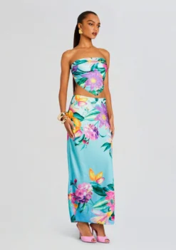 Ocean Skirt -Women Clothing Shop Ecommerce Crop 23 11 16 OCEANTOP2225 SKIRT2275 TURQUOISE 2849 ECOMM d0294713 c39d 41e2 a80d 638e1831a9d2 scaled