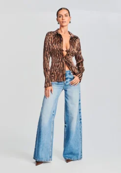 Olsen Silk Top 9 Olsen Silk Top -Women Clothing Shop Ecommerce Crop 230718 SET2 OLSENTOP MONETBRA 4256 ECOMM scaled