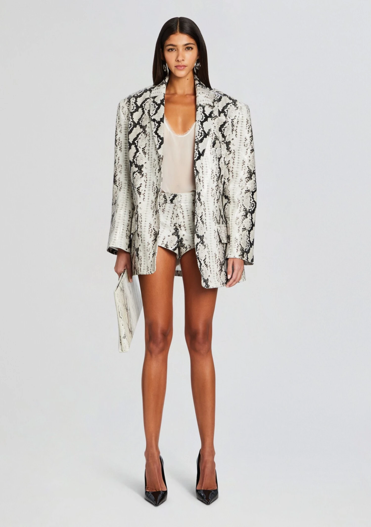 Aven Leather Short 5 Aven Leather Short - Image 5