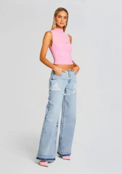 Brair Jean -Women Clothing Shop Ecommerce Crop 24 04 16 JESSIMESHTOP BUBBLEGUMPINK BRAIRJEAN COASTLINE 1952 ECOMM ff9fea8c b88c 46da 95b5 64f811def474 scaled