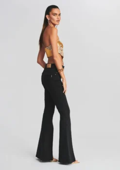 Fresca Pant -Women Clothing Shop Ecommerce Crop Retrofete eComm 220830 Shot 43 0067 scaled