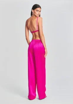 Jayne Bra 7 Jayne Bra -Women Clothing Shop Ecommerce Crop Retrofete eComm 221018 Set2 SHOT 33 4521 scaled